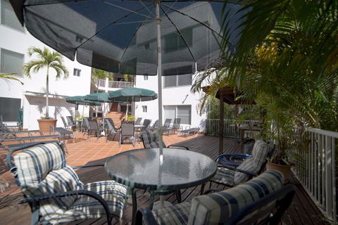 The Beach Terraces - Tourism Brisbane 8