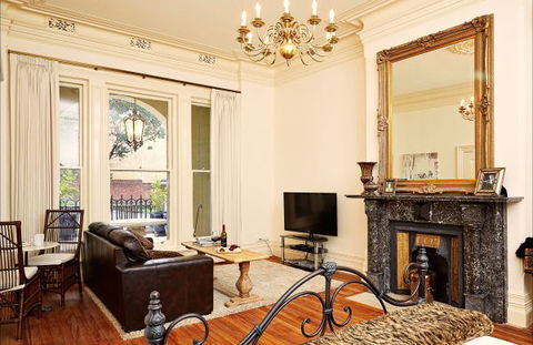 The Suites, Villa Belgravia - Tourism Brisbane 4