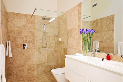 The Suites, Villa Belgravia - Tourism Brisbane 8