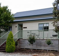 Wood Duck Cottages - Tourism Brisbane