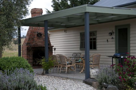 Wood Duck Cottages - Tourism Brisbane 3