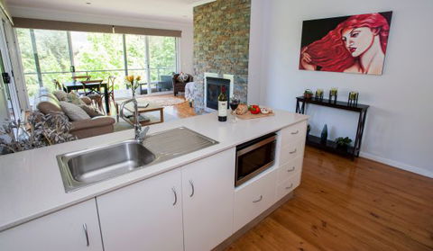 Abby's Cottages - Tourism Brisbane 5