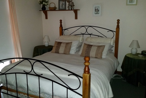 Kurianda Cottage Willunga Hill - Brisbane Tourism 1