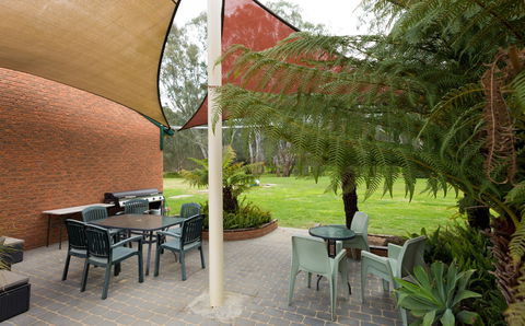 Advance Motel - Brisbane Tourism 8
