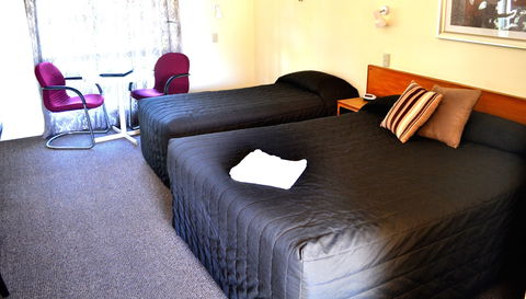 All Settlers Motor Inn - Brisbane 4u 3
