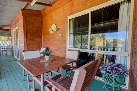 All About Me Bed And Breakfast - Brisbane 4u 5