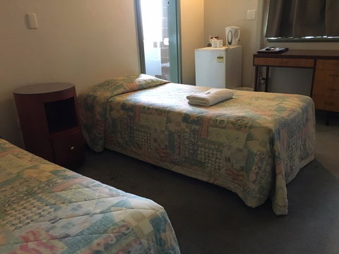Amaroo Hotel - Brisbane 4u 9