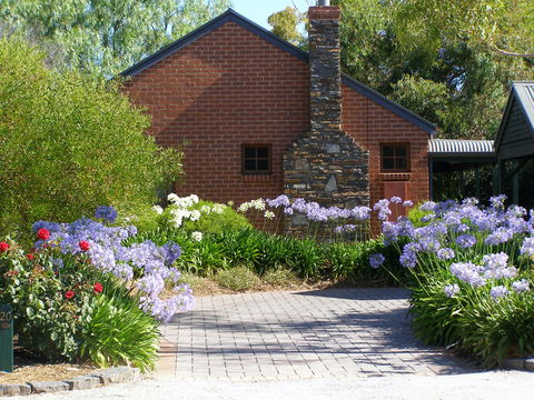 Anchor Cottage - Tourism Brisbane 0
