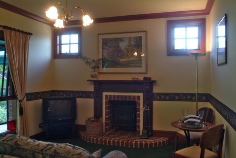 Anchor Cottage - Tourism Brisbane 2