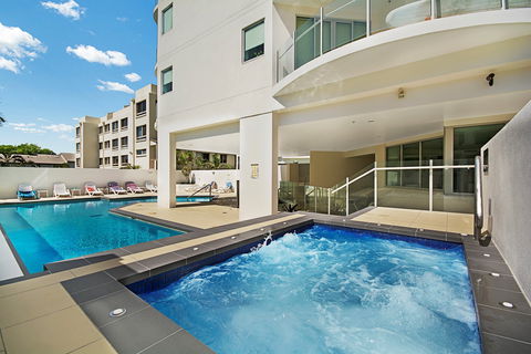 Aqua Vista Luxury Resort - Brisbane 4u 8