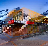 Astor Hotel and Astor Suites - Brisbane 4u