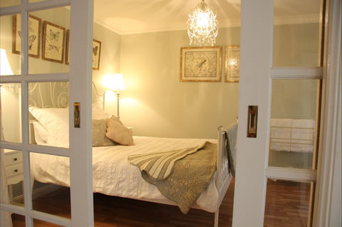 Azalea Cedar-Rose Villa - Brisbane 4u 3