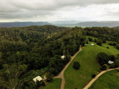 Bellthorpe Stays - Nature's Retreat - Tourism Brisbane 0
