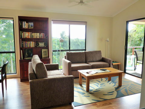 Bellthorpe Stays - Nature's Retreat - Tourism Brisbane 8