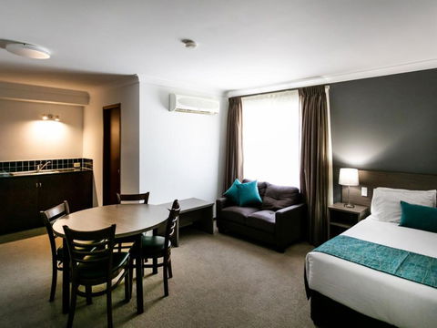 Best Western Plus Ambassador Orange - Brisbane Tourism 4