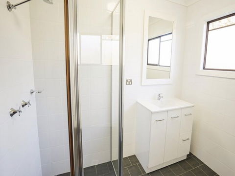 Big Yango House - Brisbane Tourism 6