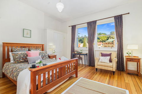Cygnet Old Bank B&B - Tourism Brisbane 9
