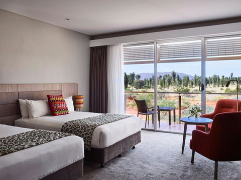 Desert Gardens Hotel - Tourism Brisbane 2