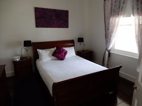 Dot's House - Brisbane 4u 4