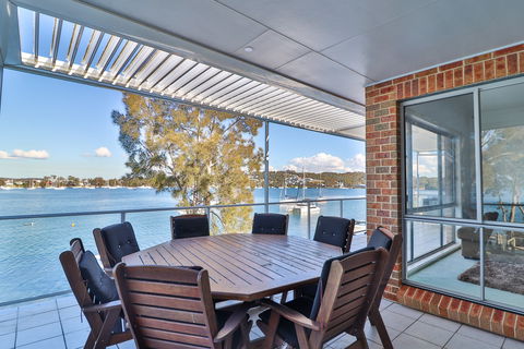 El Lago Jetty - Brisbane 4u 7