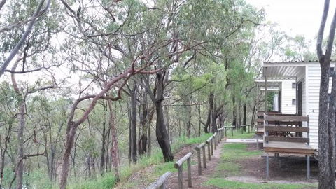 Lake Awoonga Caravan Park - Brisbane 4u 7