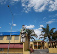 Comfort Inn Scottys Motel - Tourism Brisbane
