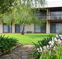 Coonawarra Motor Lodge - Tourism Brisbane