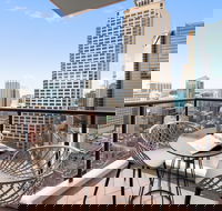 Meriton Suites Pitt Street - Tourism Brisbane
