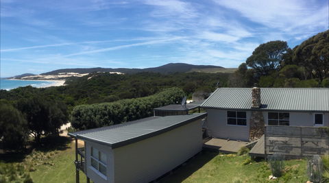 Palana Beach House - Tourism Brisbane 5