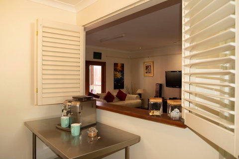 Pemberton Lodge - Tourism Brisbane 3