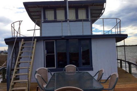 PS Federal Retreat Goolwa - Brisbane 4u 1