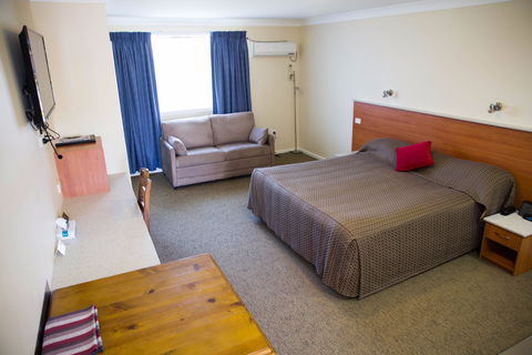 Scone Motor Inn And Apartments - Tourism Brisbane 1