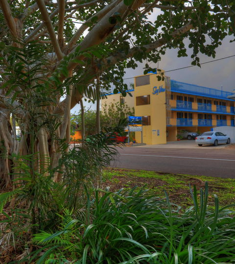 Sky View Units - Tourism Brisbane 6