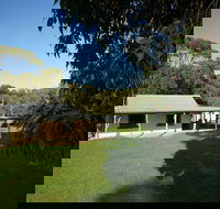 Southern Ocean Retreats - Goondooloo Cottage - Tourism Brisbane