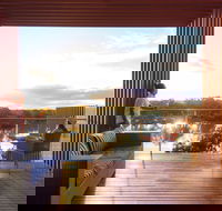 The Frames - Luxury Riverland Accommodation - Tourism Brisbane
