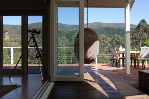 The Evening Star - Brisbane 4u 0