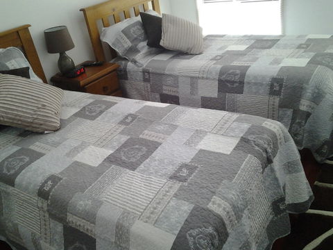 The Pommy Tree Bed And Breakfast - Brisbane 4u 2