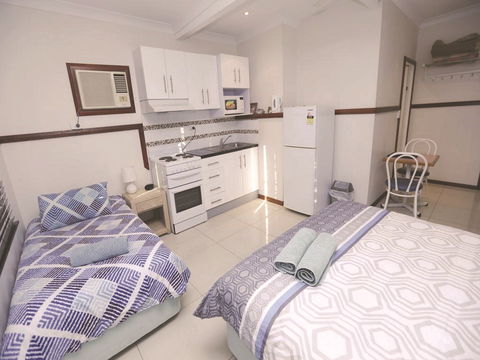 Across Country Motor Inn And Serviced Apartments - Brisbane 4u 3