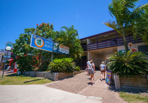 Airlie Beach YHA - Brisbane 4u 0