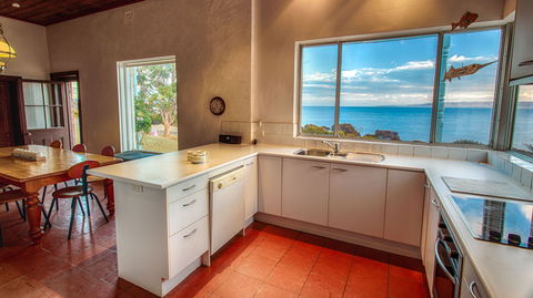 Antechamber Bay Retreats - Tourism Brisbane 1