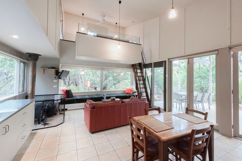 Aquila Eco Lodges - Brisbane 4u 6