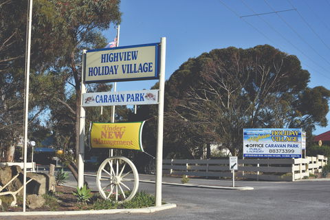 ARDROSSAN - Highview Holiday Village - Brisbane Tourism 0