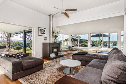 Aria - Brisbane 4u 0