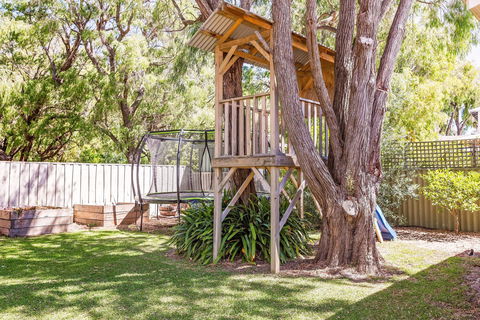 Baudin On Bay - Brisbane Tourism 7