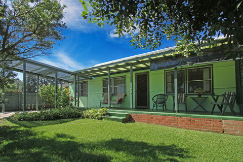 Beach And Lake Getaway - Brisbane 4u 0