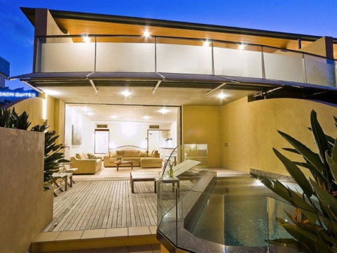 Beach Suites - Tourism Brisbane 0