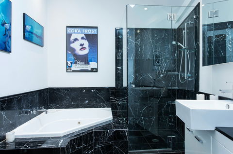 Boutique Apartment Redfern - Tourism Brisbane 8