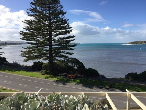 Breeze At The Bay - Brisbane 4u 0
