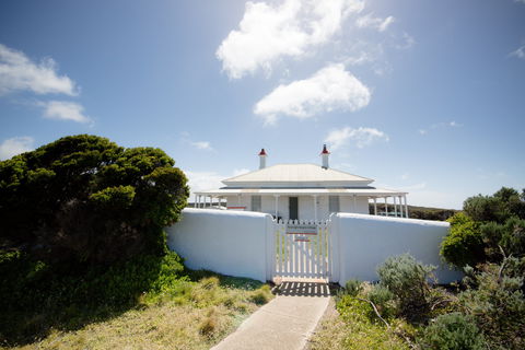 Cape Nelson Lighthouse - Brisbane Tourism 2
