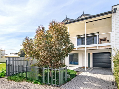 Century 21 SouthCoast: Bayside Aldinga Beach - Tourism Brisbane 1